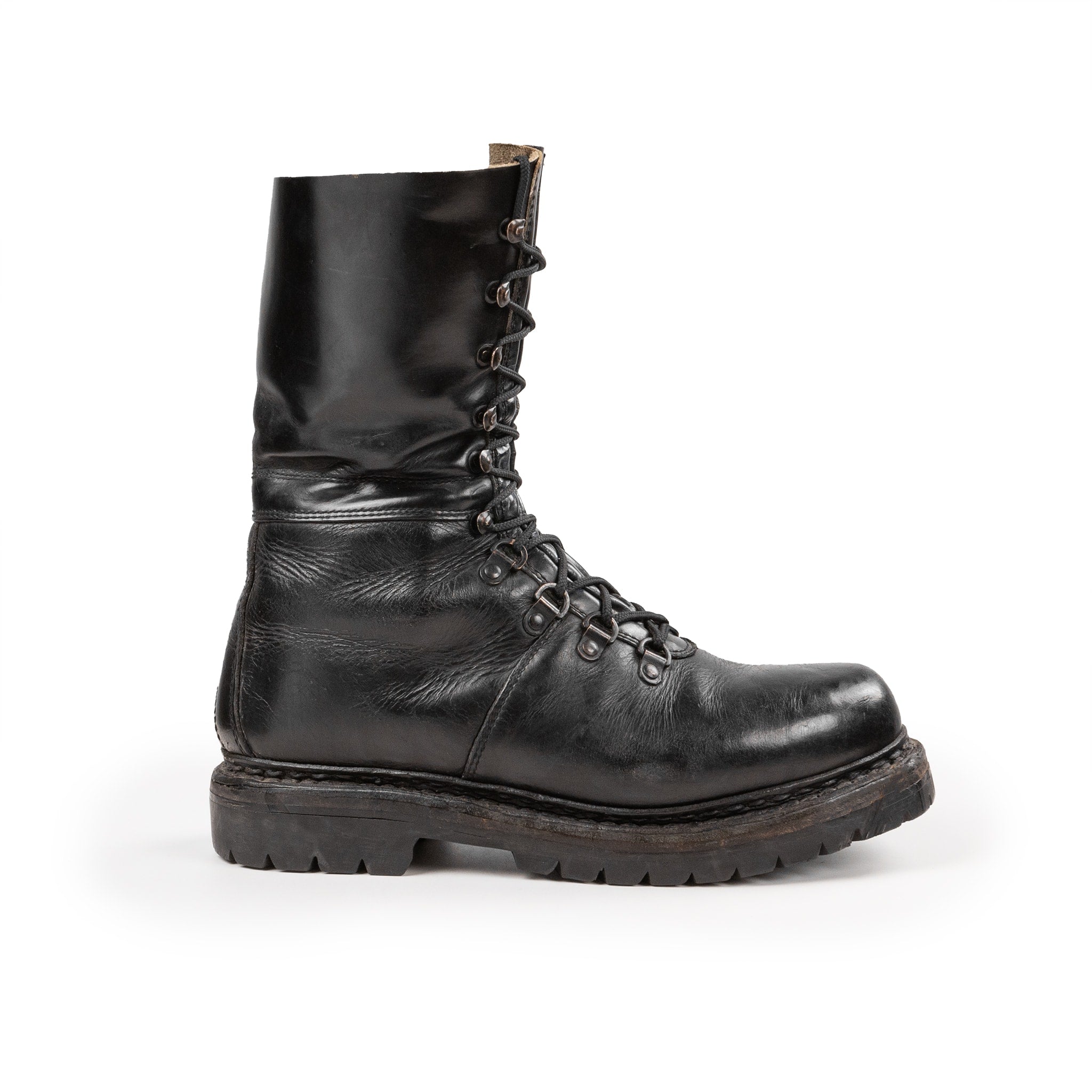 Austrian army mountain outlet boots