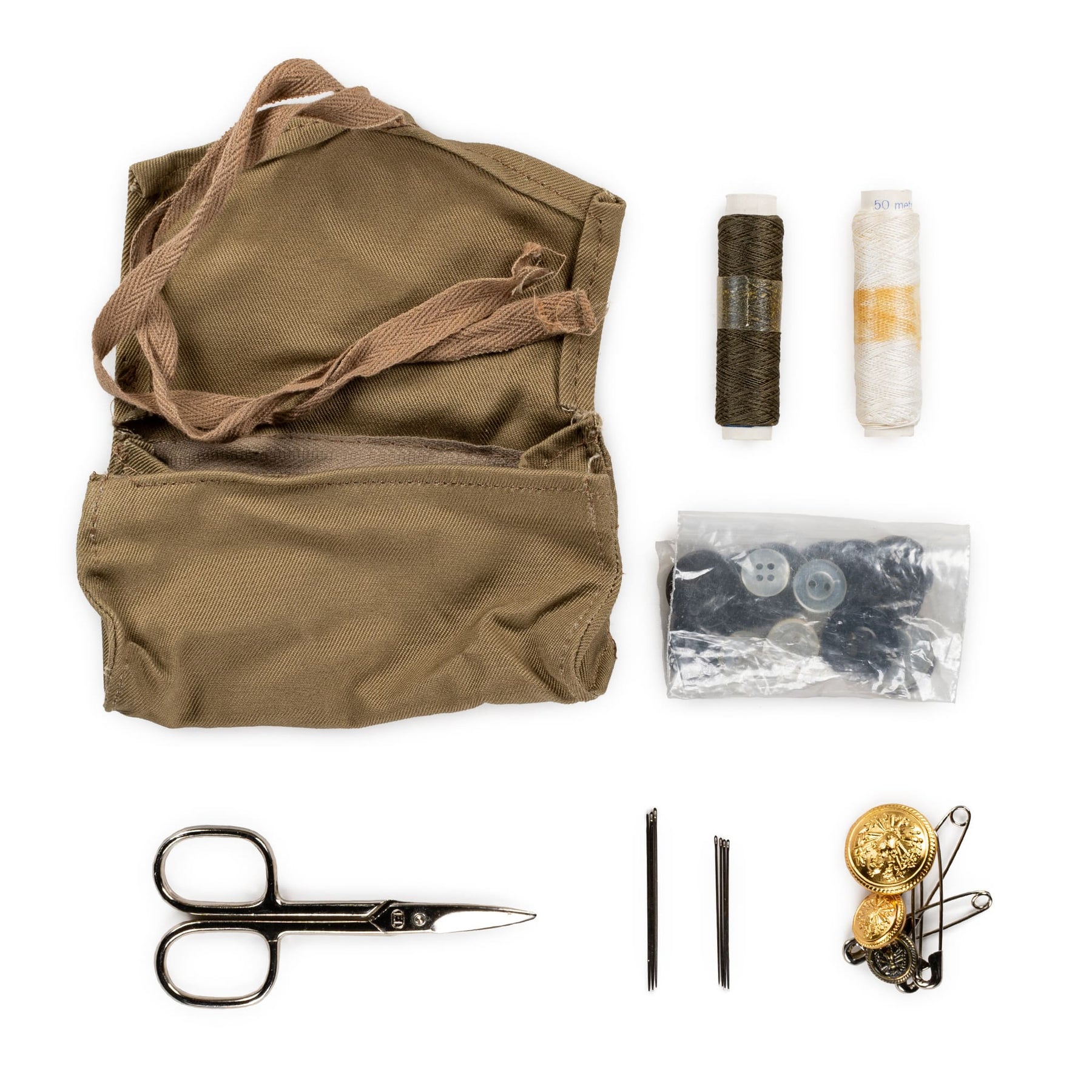 Dutch Military Sewing Kit | Assorted Contents